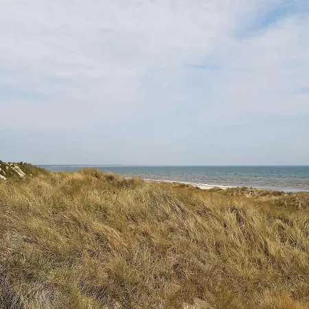 8 Person In Albaek-by Traum *