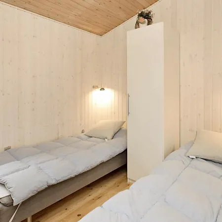 8 Person In Albaek-by Traum Nyaraló *