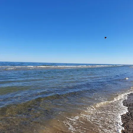 8 Person In Albaek-by Traum